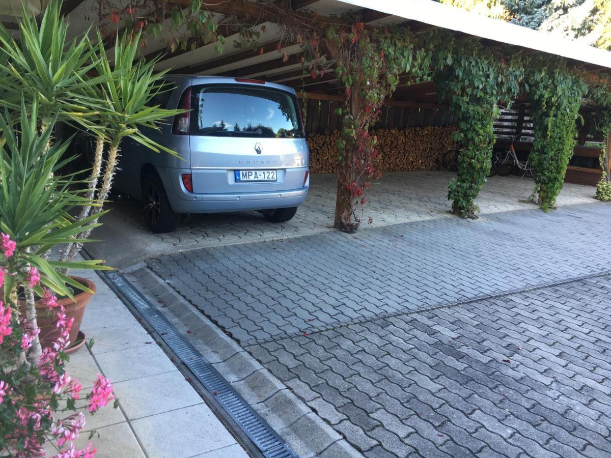 Villa Grazia Heviz Exterior photo